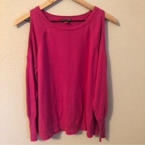 𝅺Vince Camuto Hot Pink Cold Shoulder Top M Crew Neck LS